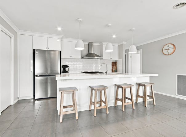 5 Cambridge Way, Traralgon, Vic 3844