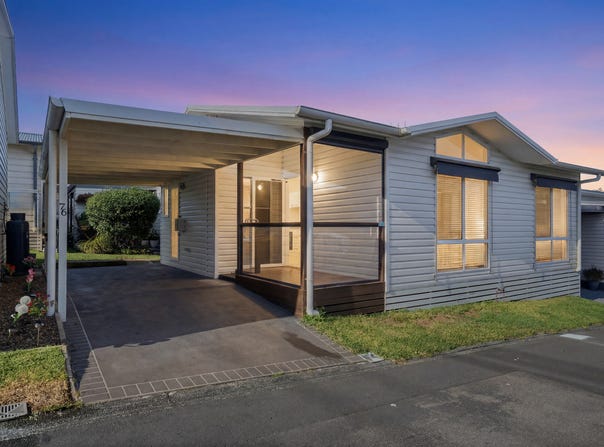 76/2 MacLeay Drive, Halekulani, NSW 2262