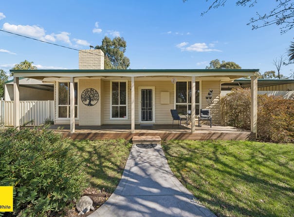 17 Mitchell Avenue, Tatura, Vic 3616