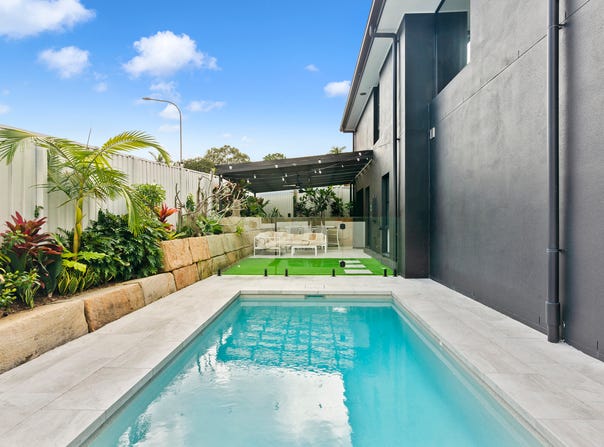 6 Taperell Drive, Tugun, Qld 4224