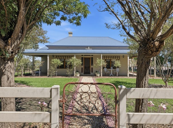 66 Londrigan-Tarrawingee Road, Londrigan, Vic 3678