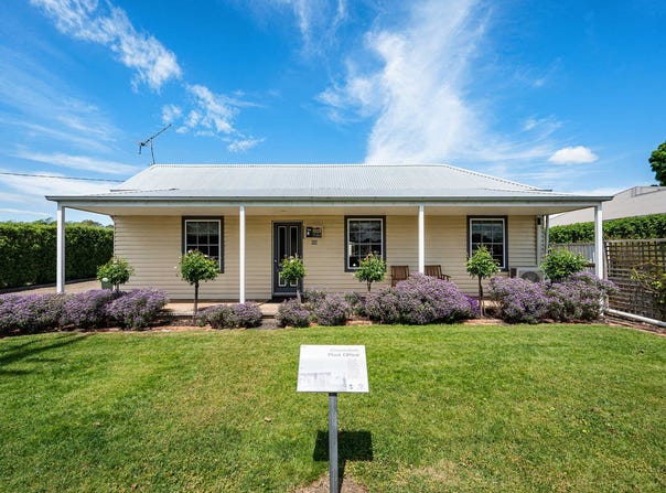 32 Scott Street, Cavendish, Vic 3314