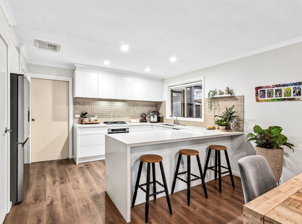 36 Brentwood Drive, Cranbourne North, Vic 3977