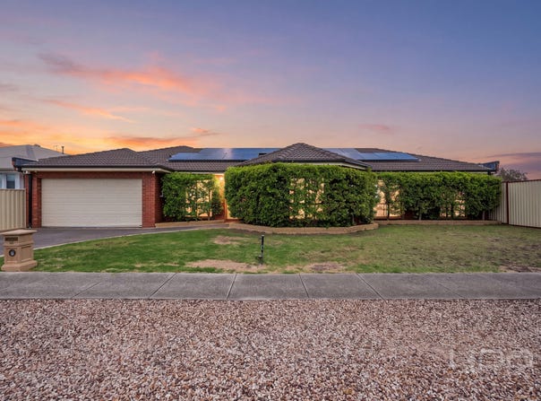 15 Dalray Crescent, Kurunjang, Vic 3337