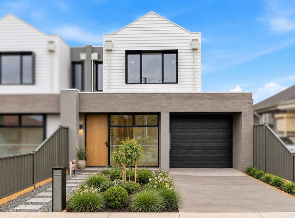 10A Compton Parade, Sunshine North, Vic 3020