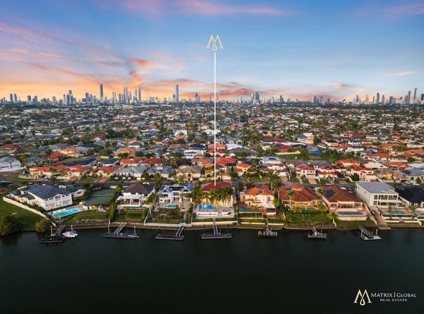 11 Sir Bruce Small Boulevard, Benowa Waters, Qld 4217