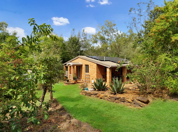 20-26 Scarvell Place, Kooralbyn, Qld 4285
