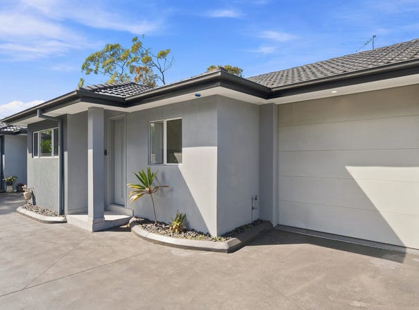 2/15 Priestman Avenue, Umina Beach, NSW 2257