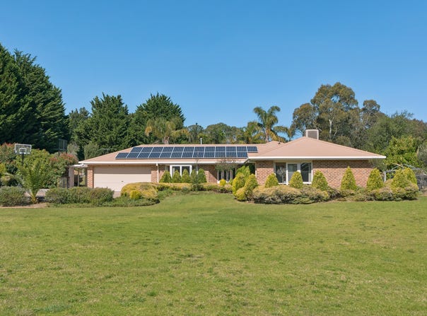 76 Lockhart Drive, Rosebud, Vic 3939