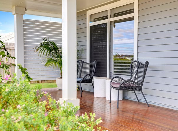 2/44 McGee Drive, Kearneys Spring, Qld 4350