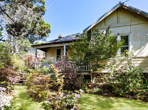 5-7 Valley Road, Wentworth Falls, NSW 2782