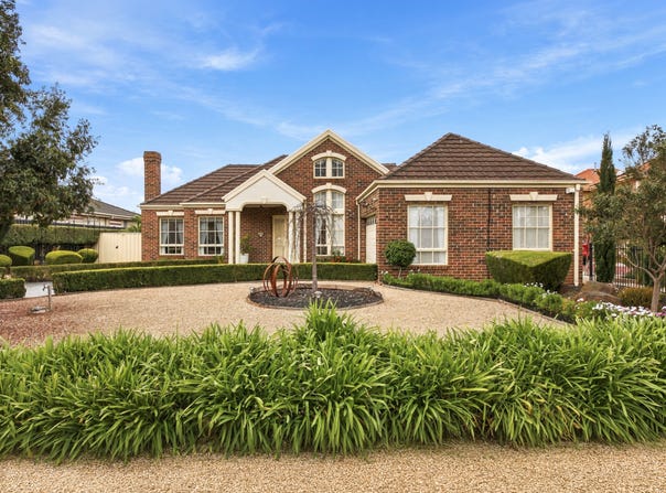 10 Warrego Place, Taylors Lakes, Vic 3038