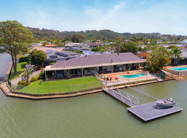 16 Harris Court, Currumbin Waters, Qld 4223
