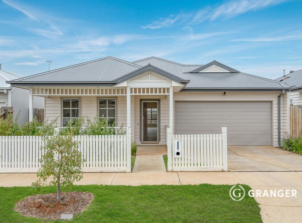 9 Crowlands Circuit, Eynesbury, Vic 3338