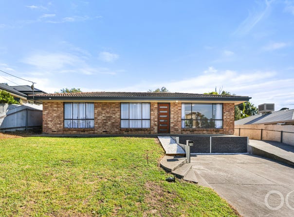 75 Oakridge Rise, Huntfield Heights, SA 5163