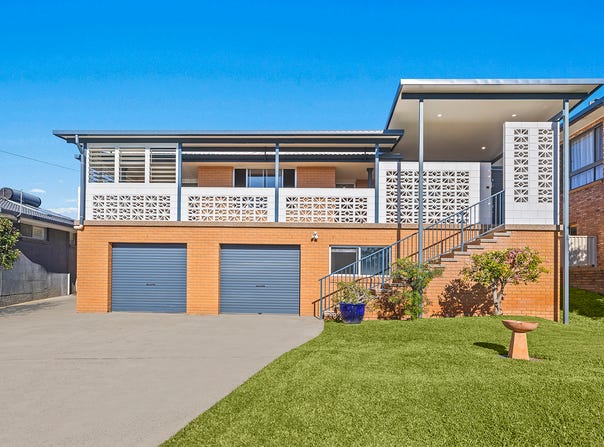 18 Dirrigeree Crescent, Sawtell, NSW 2452