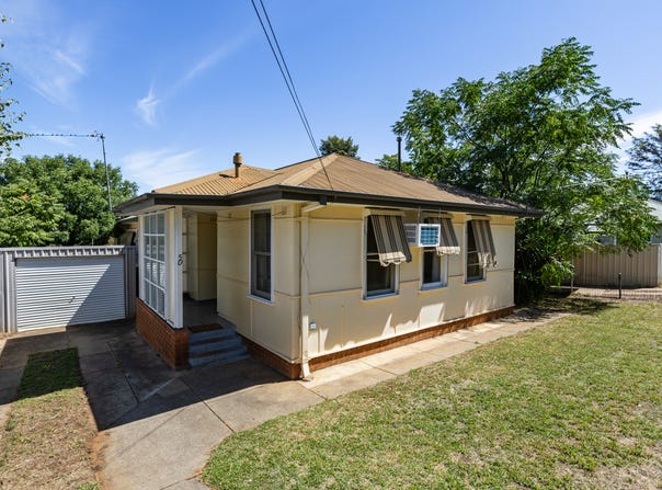 50 Gilmore Avenue, Mount Austin, NSW 2650