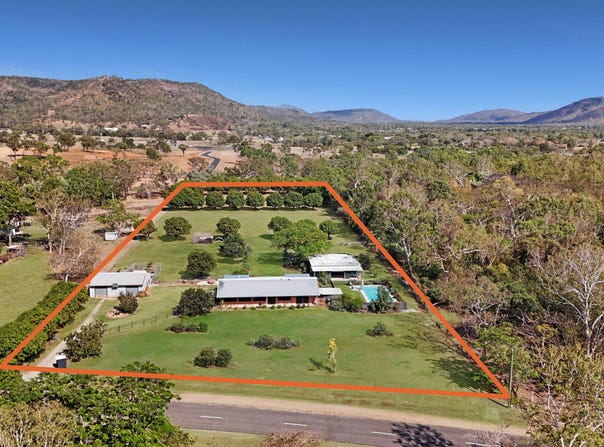 28 Alligator Creek Road, Alligator Creek, Qld 4816