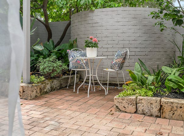 4/233 Hensman Road, Shenton Park, WA 6008