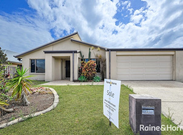 5 Bombo Court, Blacks Beach, Qld 4740