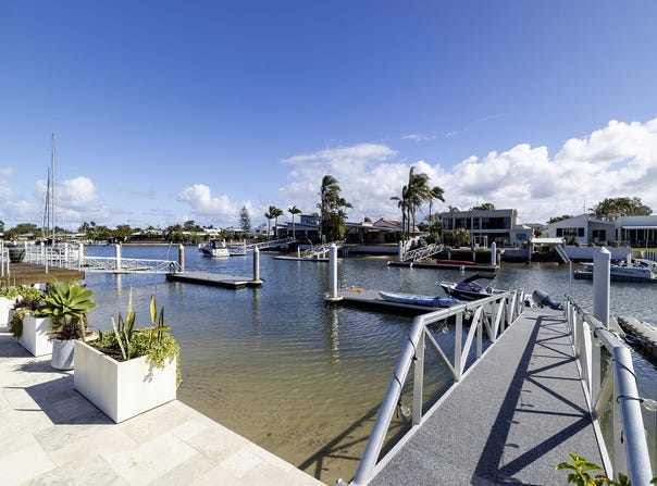 86 Point Cartwright Drive, Buddina, Qld 4575