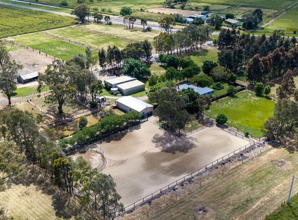 4 Collie Road, Byrneside, Vic 3617