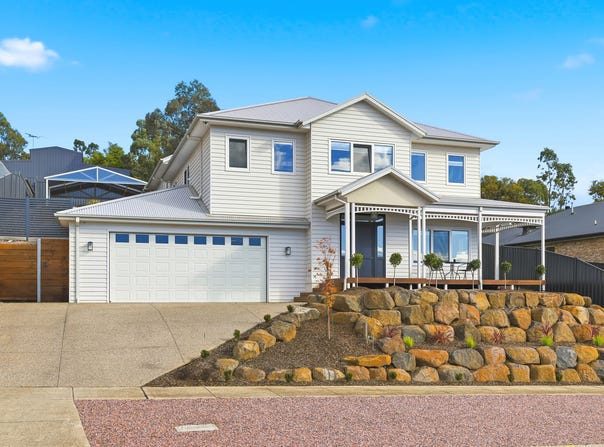 34 Fairway Crescent, Darley, Vic 3340