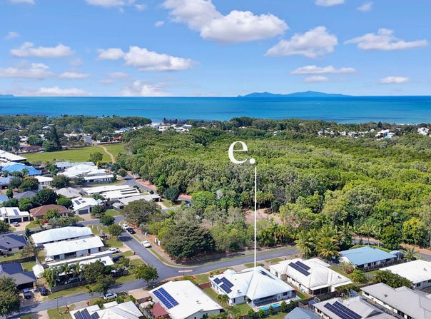 18 Duranbah Circuit, Blacks Beach, Qld 4740