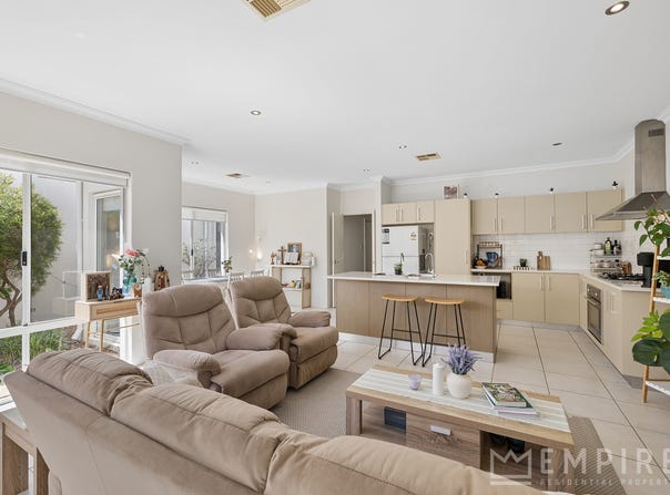 10 Radiance Link, Atwell, WA 6164