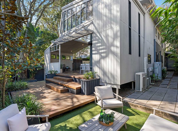 27 Alma Street, Thorneside, Qld 4158