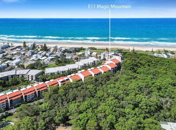 E11/1 Great Hall Drive, Miami, Qld 4220