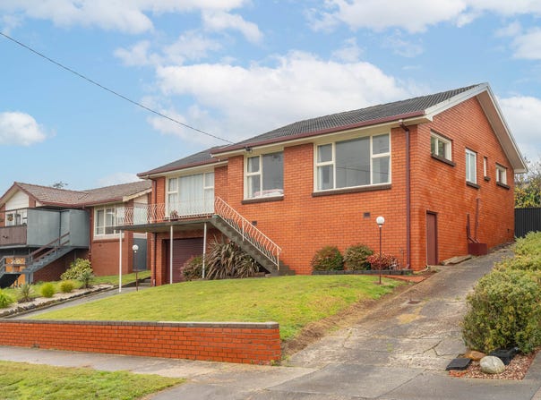 16 Coomera Crescent, Miandetta, Tas 7310