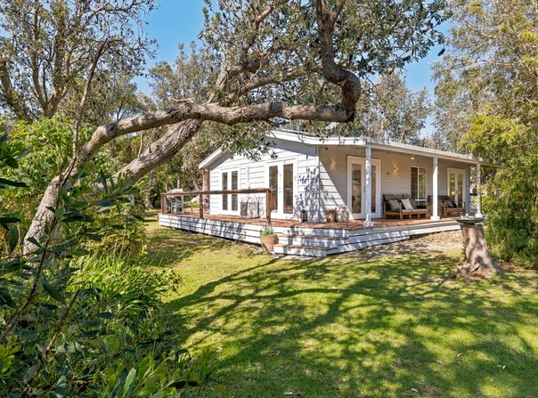 11-13 Macassar Crescent, The Honeysuckles, Vic 3851