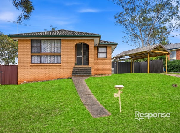 11 Scenic Circuit, Cranebrook, NSW 2749