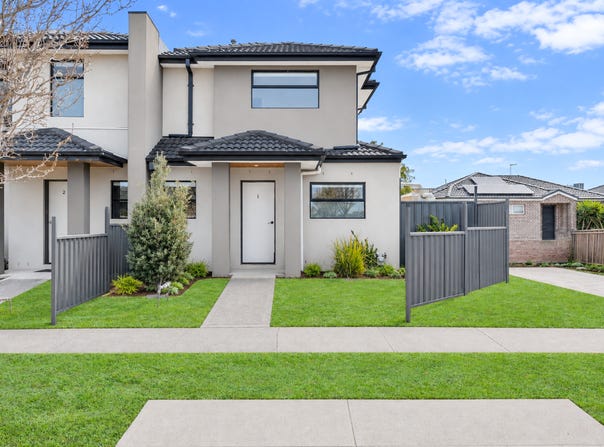 1/15 Caire Way, Tarneit, Vic 3029