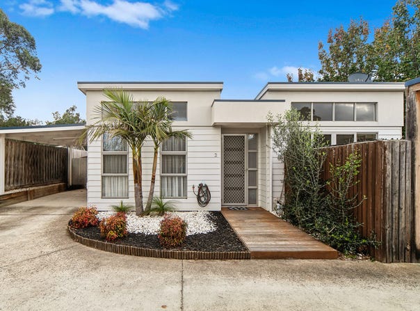 2/18 Darnley Drive, Skye, Vic 3977