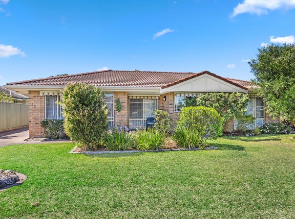 1/5 Greenview Close, Forster, NSW 2428
