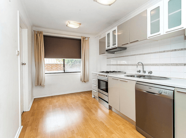 1/2 Balmoral, Essendon, Vic 3040