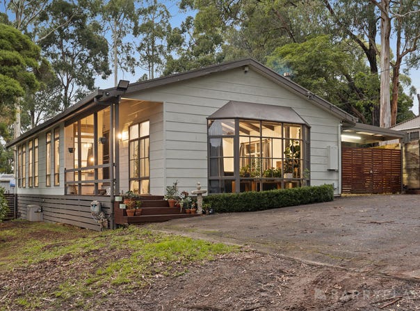 68 Beaconsfield-Emerald Road, Emerald, Vic 3782