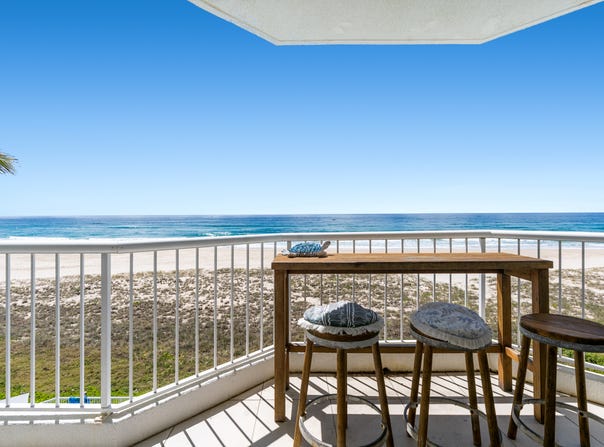 28/2 Seventeenth Avenue, Palm Beach, Qld 4221