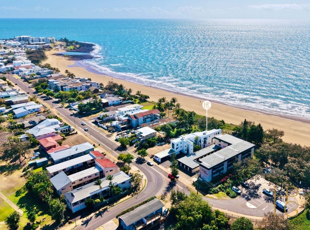 Unit 4/8 Miller Street, Bargara, Qld 4670