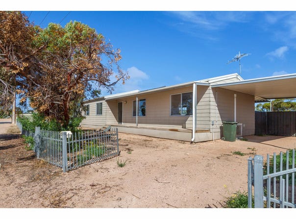 42 Kloeden Street, Ceduna, SA 5690