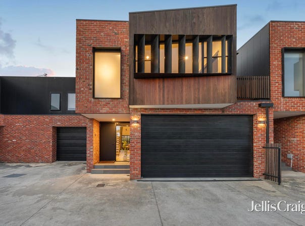 6/811A Doveton Street North, Soldiers Hill, Vic 3350