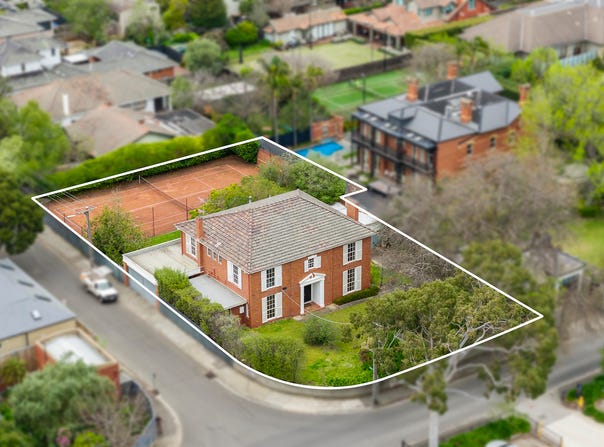 4 Daniell Place, Kew, Vic 3101