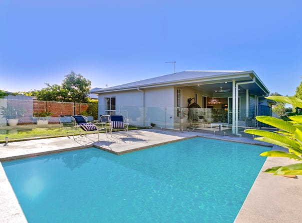15 Esprit Cresent, Birtinya, Qld 4575