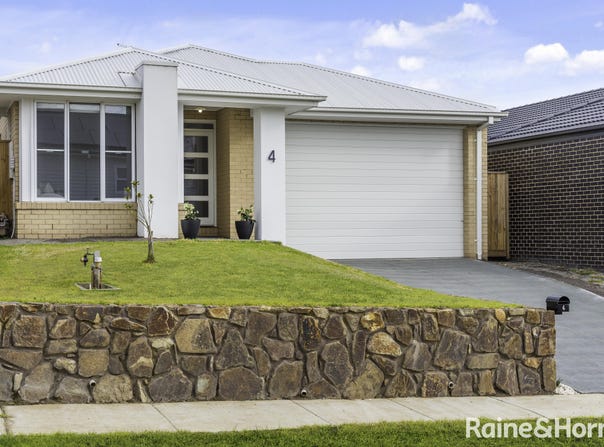 4 Belmont Lane, Gisborne, Vic 3437