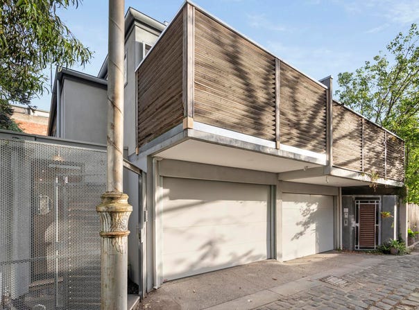 10 Petsinis Lane, Fitzroy North, Vic 3068