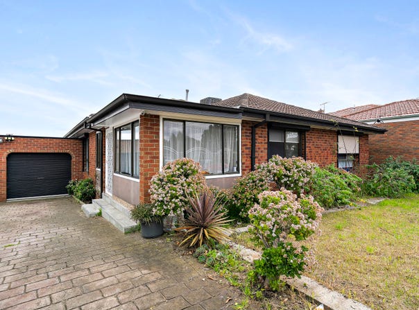 65 Rokewood Crescent, Meadow Heights, Vic 3048