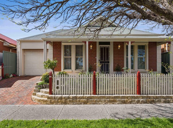 32 Mallard Crescent, Mawson Lakes, SA 5095