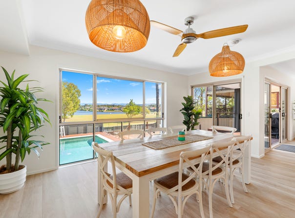 86 Bamboo Avenue, Bundall, Qld 4217
